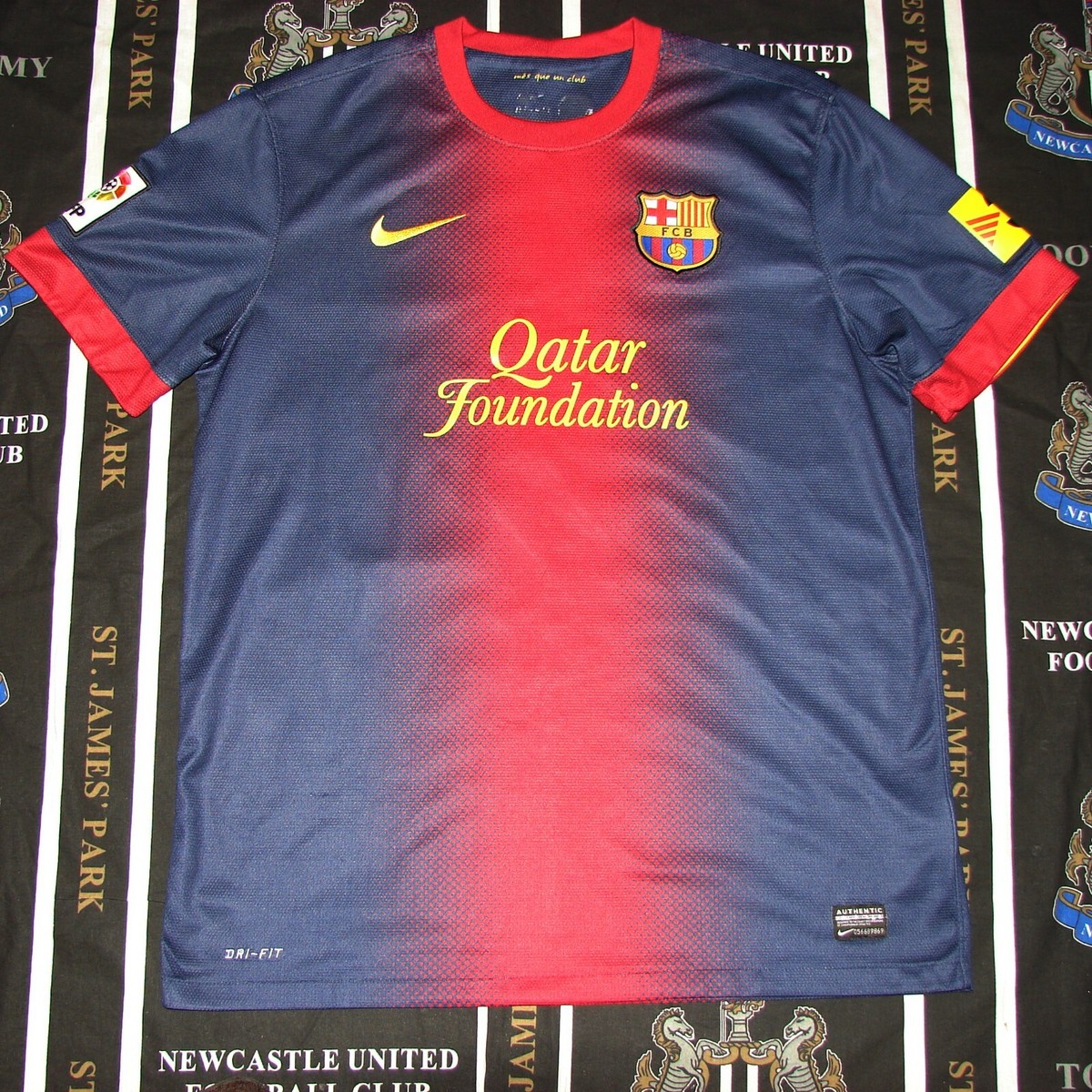 Barcelona 2012 2013 Home Football Shirt Jersey Nike Xavi Size L | eBay