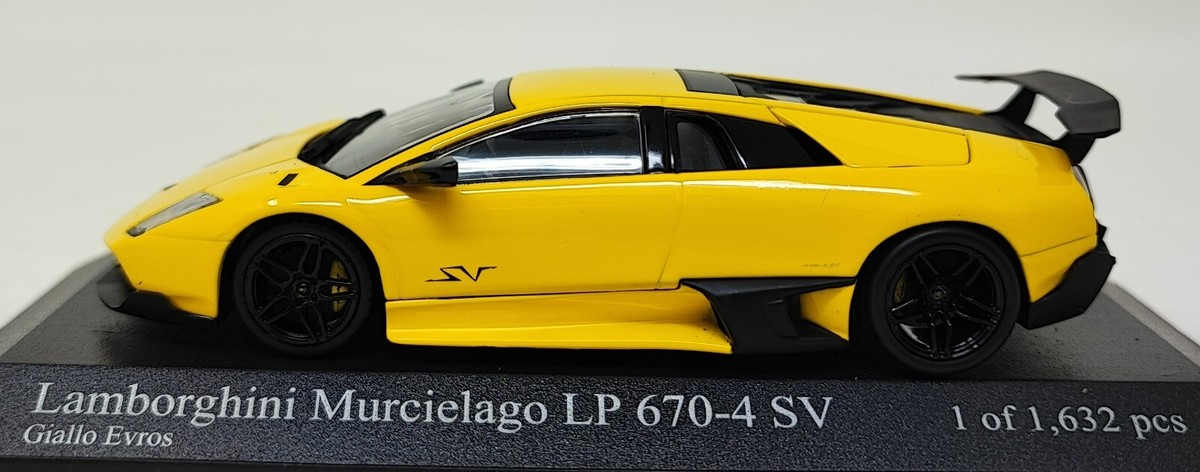MINICHAMPS 1:43 Lamborghini Murcielago LP 670-4 SV 2009 Yellow