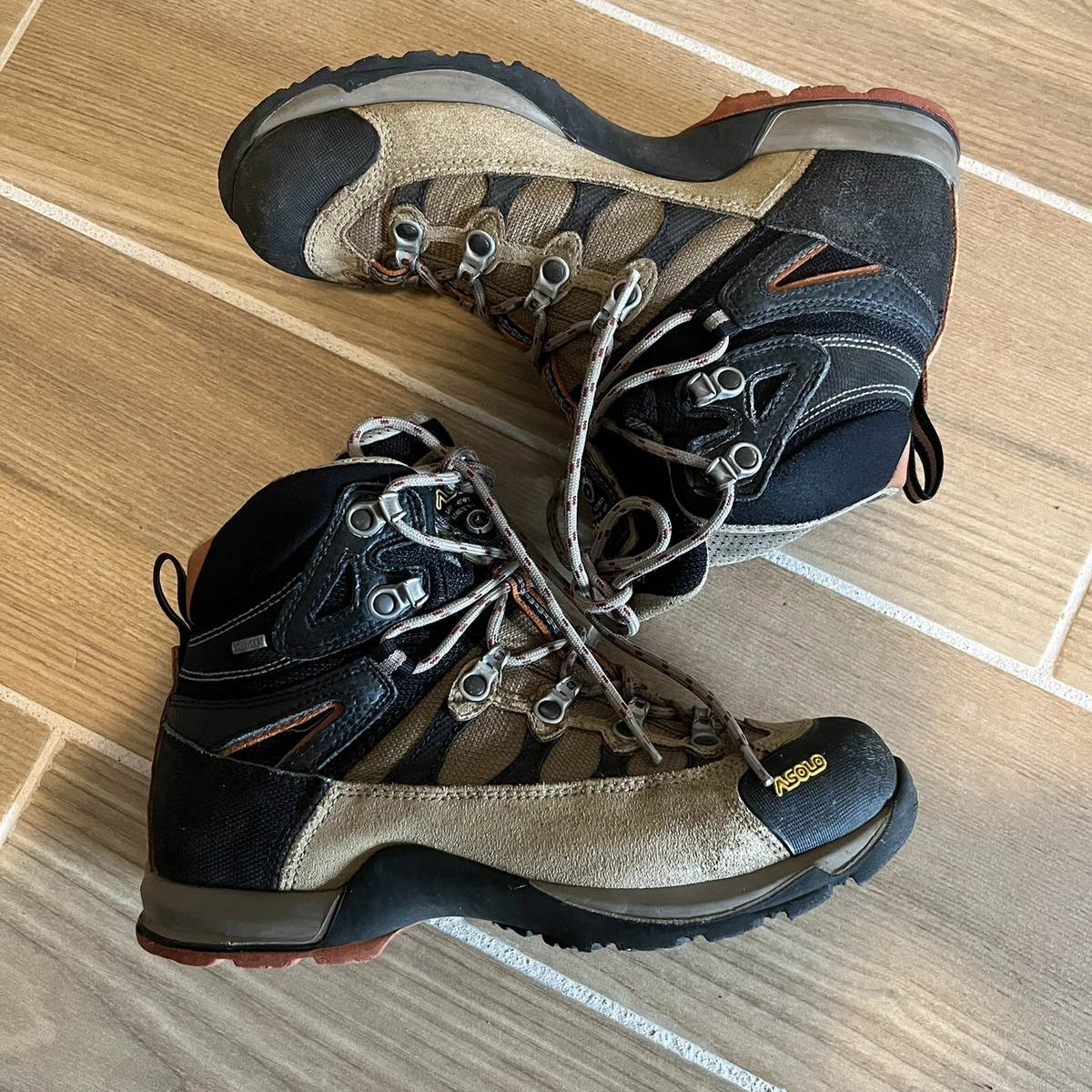 ASOLO FUGITIVE GTX Women s Hiking Boots SIZE 6 Goretex