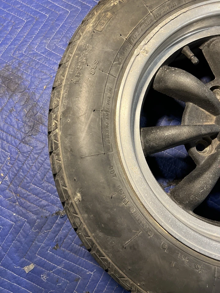 Llanta Porsche Karmann Ghia VW EMPI Mag genuina vintage 911 rueda 15x6 4x130 #3388E Foto 4 de 4