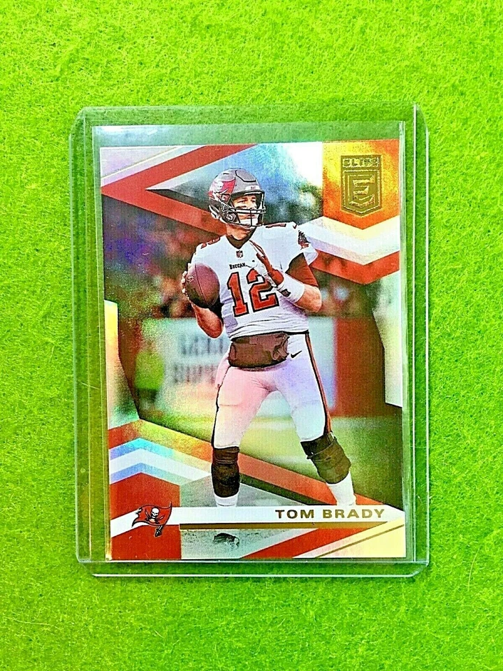 TOM BRADY PRIZM REFRACTOR CARD JERSEY #12 TAMPA BAY BUCCANEERS 2020 Panini ELITE