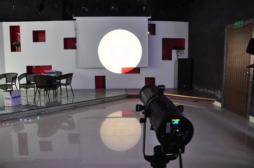 Church TV Studio Stage Light 60w RGBW4in1 Mini Zoom LED Leko Profile Spot Light - Picture 8 of 8