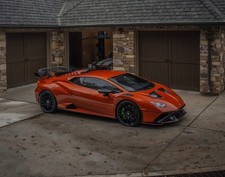 2023 Lamborghini Huracan STO