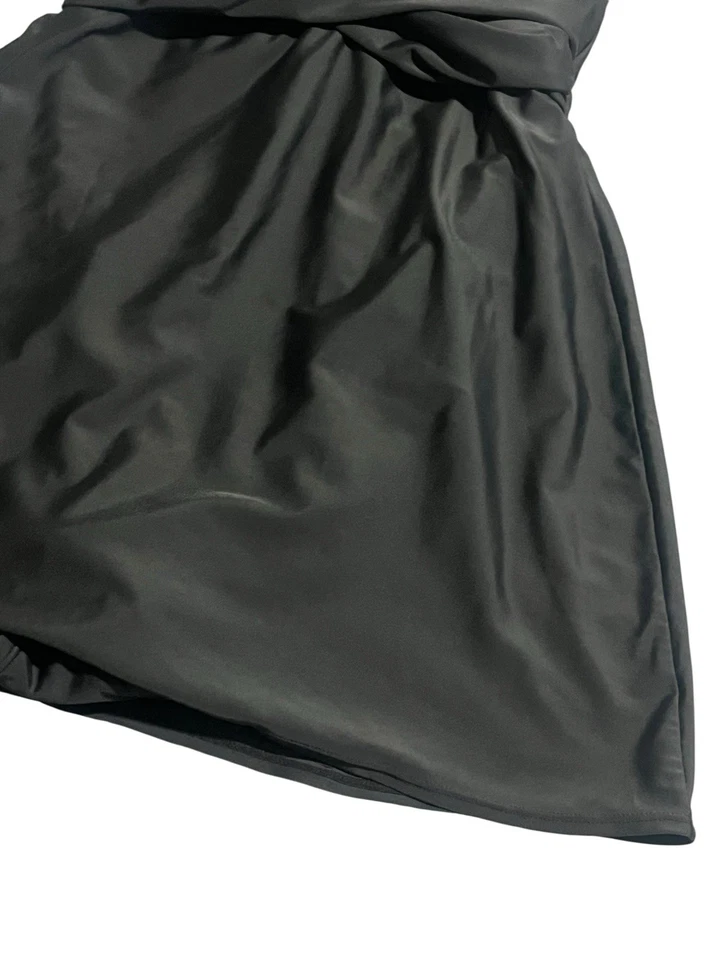 Vestido de baño Merona traje de una pieza para mujer S negro cuello corbata pantalones cortos acolchados Foto 4 de 4