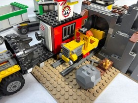Lego city: Construction: The Mine 4204 (2012) Retired + Mining 4 x 4 4200