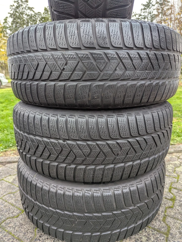 4x Pirelli Sottozero 3 235/55 R17 103V XL M+S Winterreifen DOT2017 4-5mm TOP - Bild 3 von 4