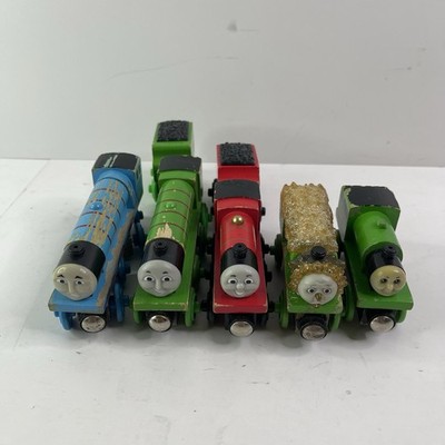 Thomas The Train Percy James Henry Gordon Tank Engine Wooden Cars Lot Of 5