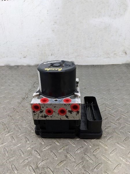 2016 Ford Escape Anti Lock Brake Pump ABS Module Assembly