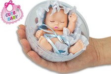 Cute Baby Mini Babypuppe Mädchen Jungen Puppe Stoffwindel Spielzeugbaby Kugel 