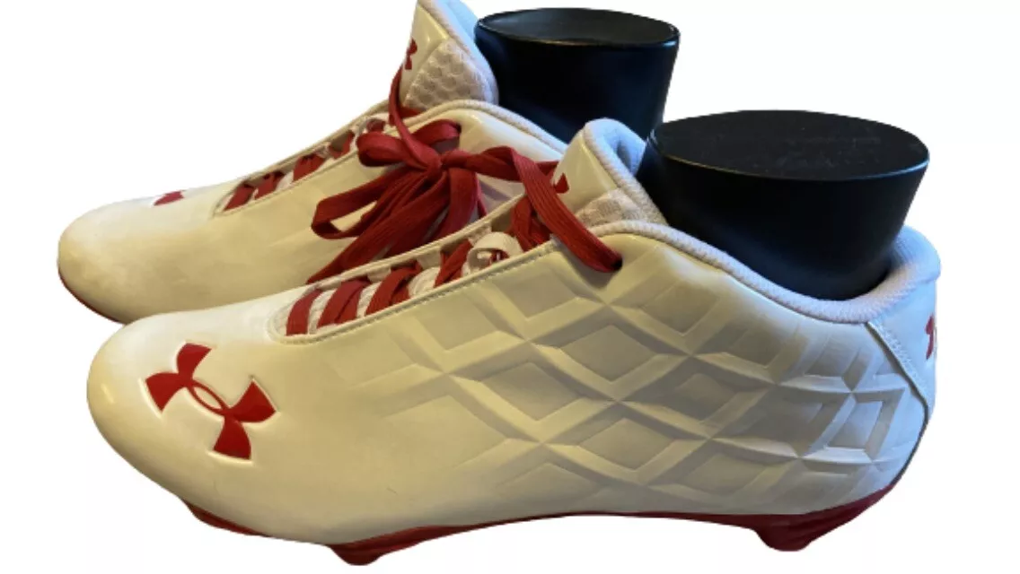 Football cleats sales removable spikes