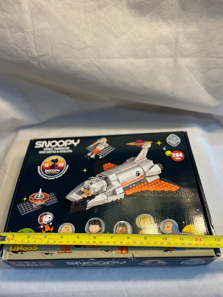 1969 Snoopy Space Shuttle & Satellite Block 284 PCS Peanuts Apollo Launch Team - Image 4 of 4
