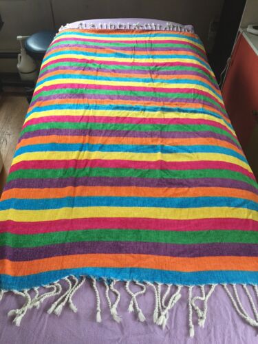 CALZEAT Of Scotland Rainbow Colored Blanket - Picture 1 of 4