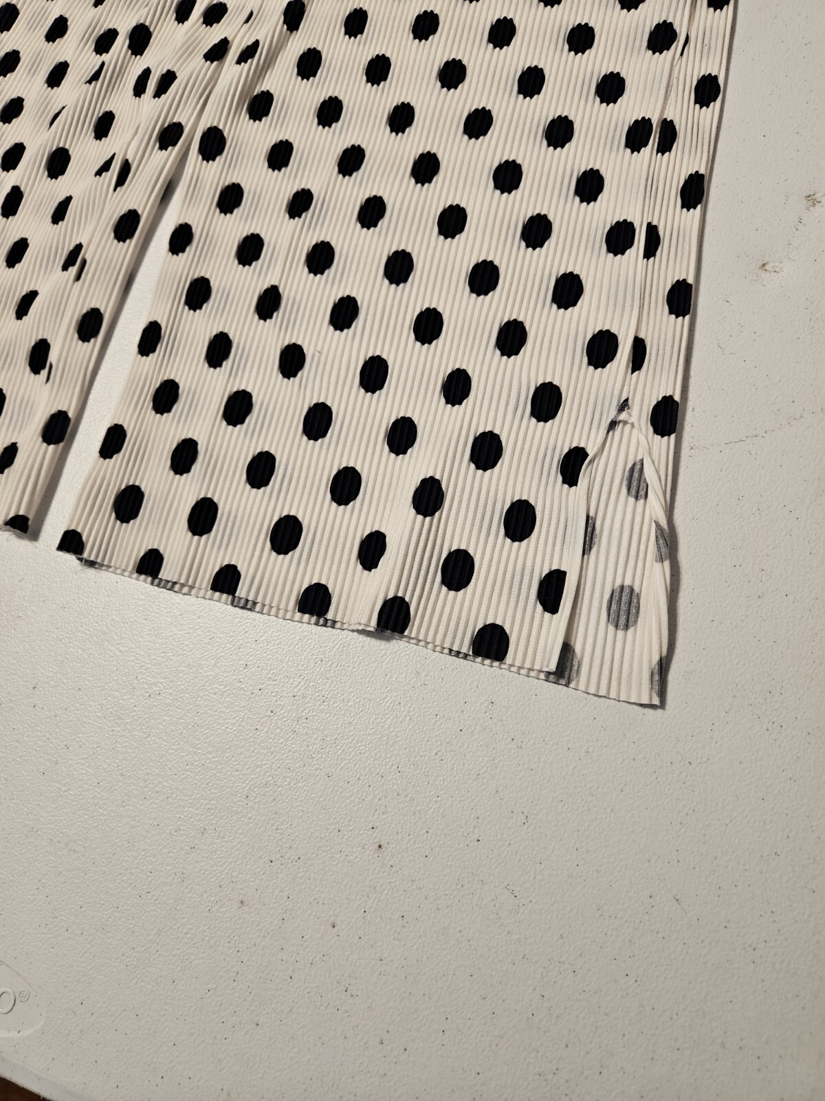 Picture 3 of 4
