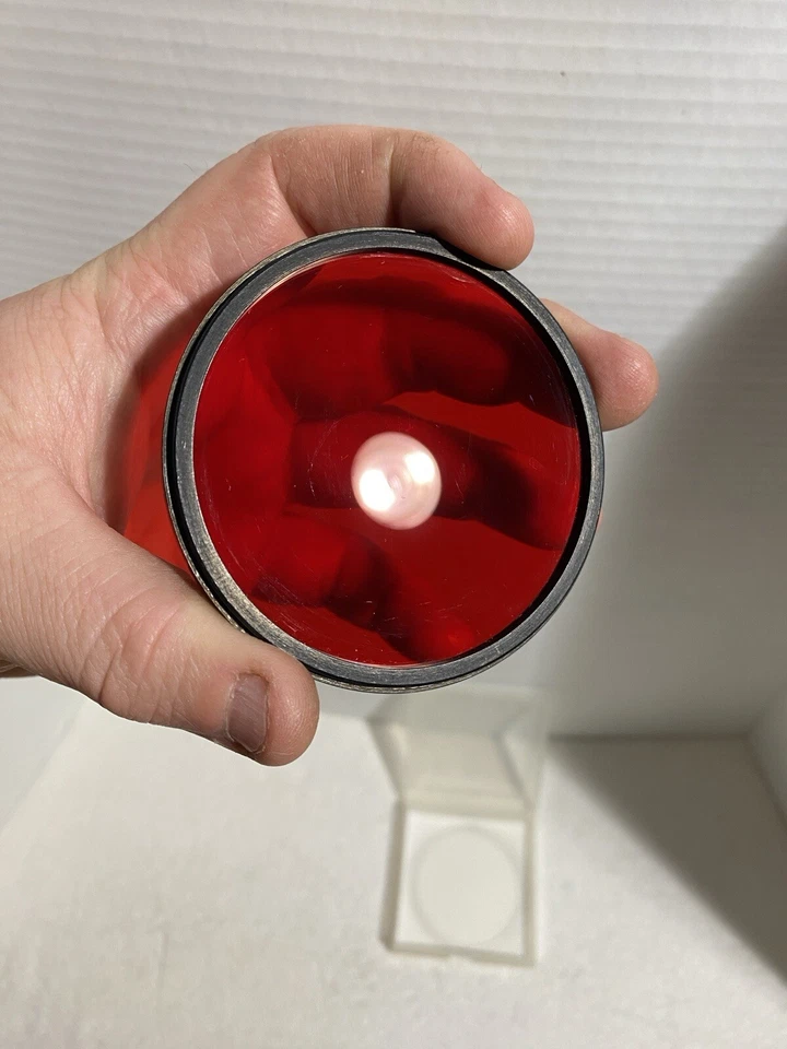 B+W 090 5x Red Filter 77mm (77E) Excellent with light marks - Image 4 of 4