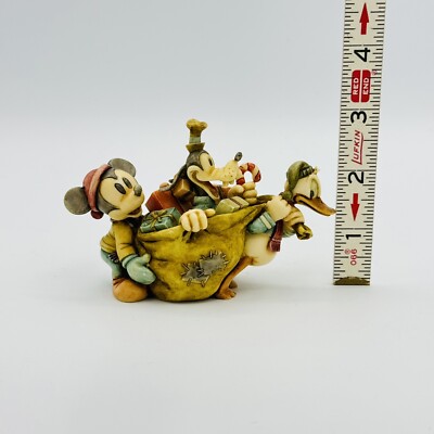 Disney Harmony Kingdom Along For The Ride Figure Trinket Box LE