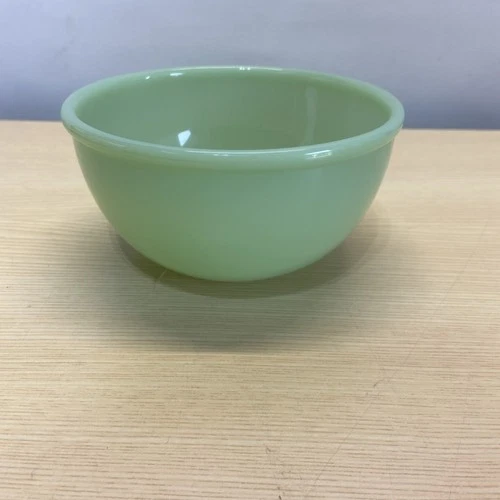 Vintage Fire-King  Jadeite Mixing Bowl 6", Used