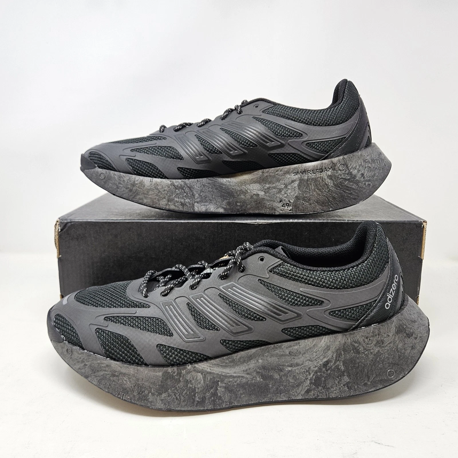 Adidas Adizero Aruku 'Black Iron Metallic' / IH0972 / Size 9 Mens - 10 Womens