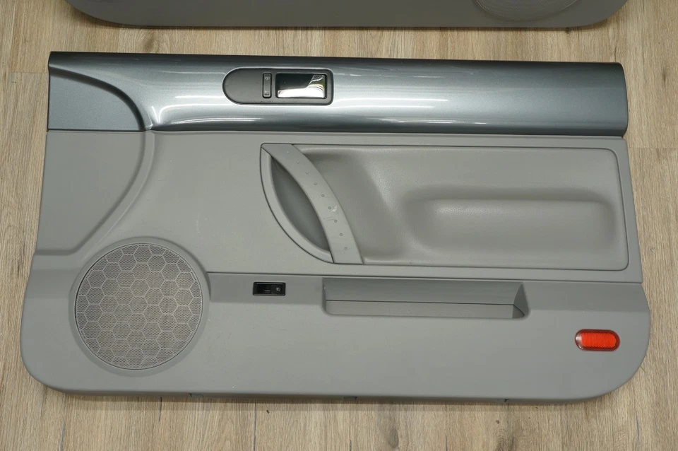 03-10 VW Volkswagen Beetle Convertible Door Panels Charcoal Gray/Gray Nice Pair - Image 2 of 4