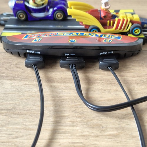Wacky Races Micro Scalextric Race Track 1:64 Loop The Loop Boxed Fully Working - Afbeelding 5 van 24