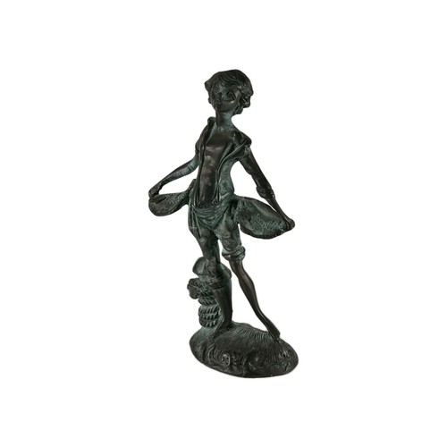 Bronze Figurine Sculpture Fisherman Dock Worker Holding Trays With Fish - Picture 2 of 4