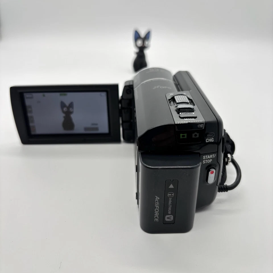 Sony HDR-XR260E Handycam Digital Video Camera HDD or SD Card Camcorder AVCHD - Image 2 of 4