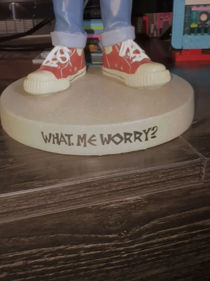 Vintage Mad Magazine Statue Alfred E Neuman 14 Inches Resin What Me Worry 1999 - Image 4 of 4