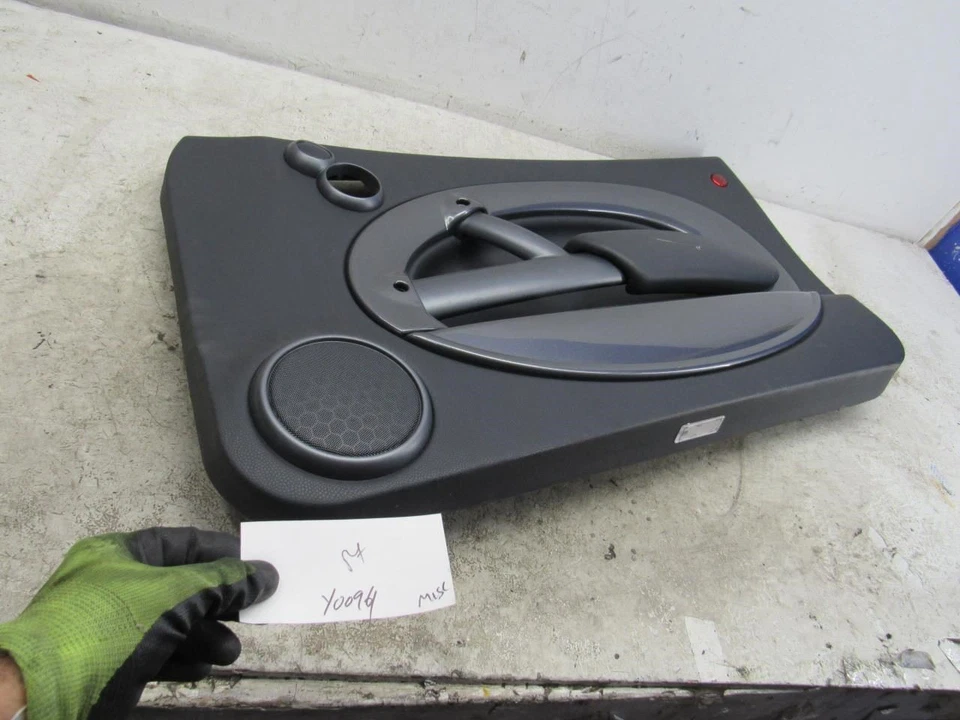 2002 2006 Mini Cooper hard top right passenger side door interior trim panel OEM - Изображение 4 из 4
