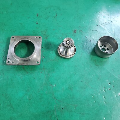 [HW9381379-A] YASKAWA XRC UP6 T-Axis Reducer