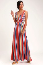 New With Tag XS Lulus brand striped dress featuring a V-neck and a side slit