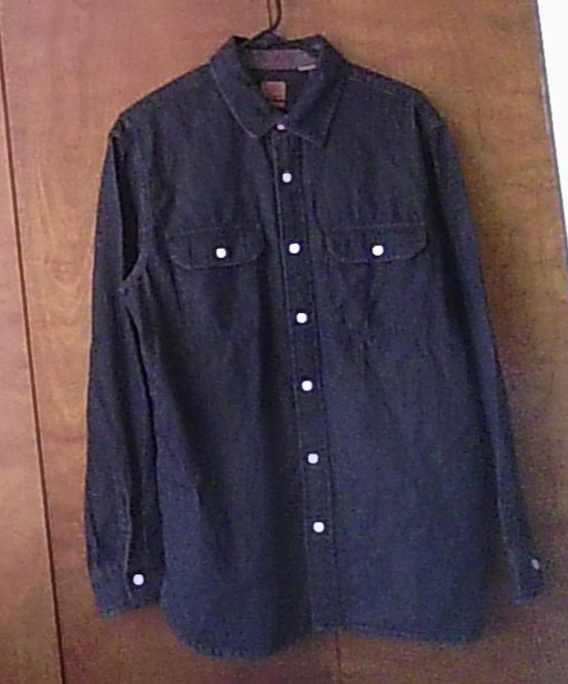 NWT Levi's M Relaxed Workman Shirt ButtonUp Long Slv Denim *Has Flaw/Hole