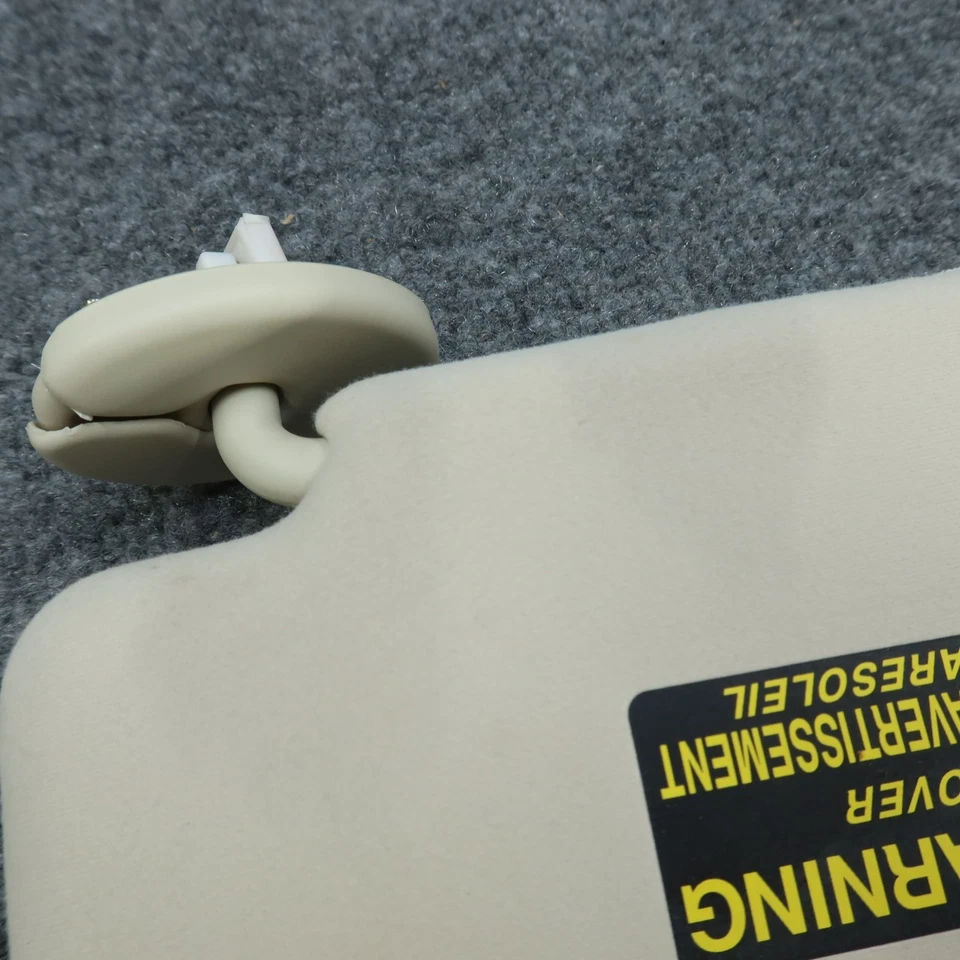 Комплект солнцезащитных козырьков для Lexus IS250 IS350 2006-2013 годов выпуска бежевые желтовато-коричневые левая и правая от оригинального производителя - Изображение 3 из 4