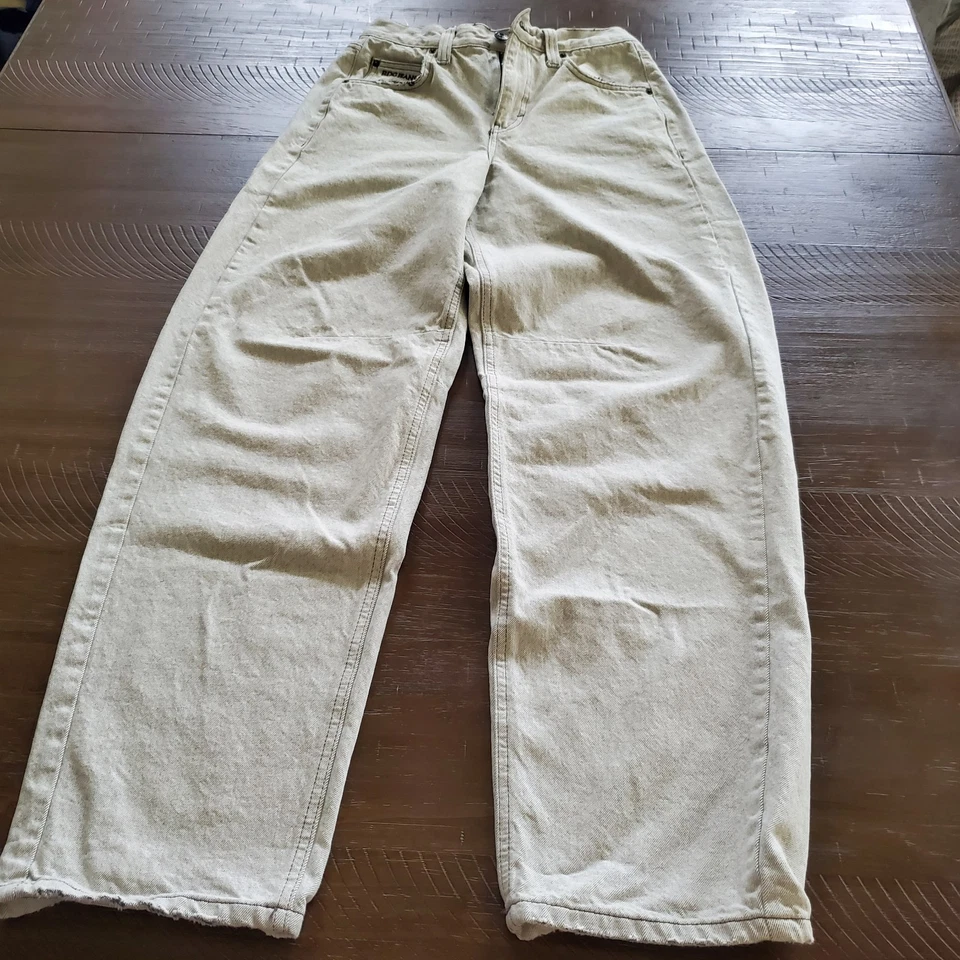 Pantalones de mezclilla BDG Urban Outfitters para mujer talla 26 blanco suave barril tiro alto desgastados Foto 2 de 4