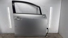 Porte avant et accessoires Toyota VERSO