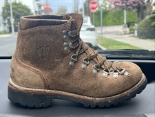 Vintage Vasque hiking boots Size 7.5 Mens Suede Mountaineering Made In USA