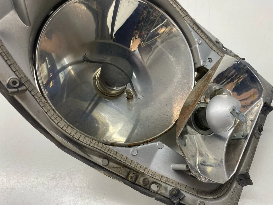 Mercedes W111 W108 W109 W112 Front Scheinwefer EURO Bosch Rund Rahmen Reflektor - Bild 3 von 4