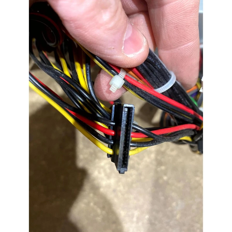 Lite-On PS-7501-5 ATX Switching Power Supply Silver 500 Watts 24-pin PCI Express - Image 4 of 4