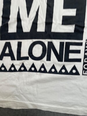 LEAVE ME ALONE Tシャツ Mサイズ ホワイト Leave Me Alone