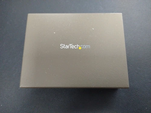 StarTech Gigabit Ethernet to SC Fiber Converter 550m - Doesn't come with a PSU.