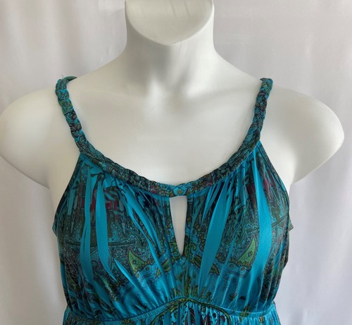 B. Friends ladies size L dress with graphic print. - Picture 3 of 11