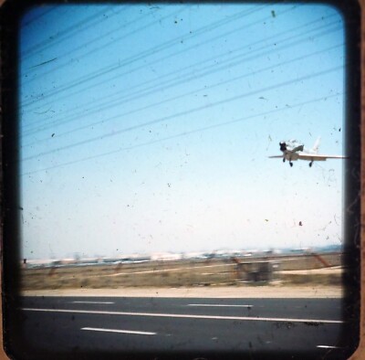 Stereo Realist Slide - F86 Airplane landing - 1953 Kodachrome