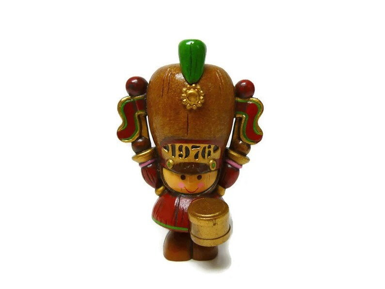 Hallmark ornament Yesteryears  -Drummer Boy 1976 