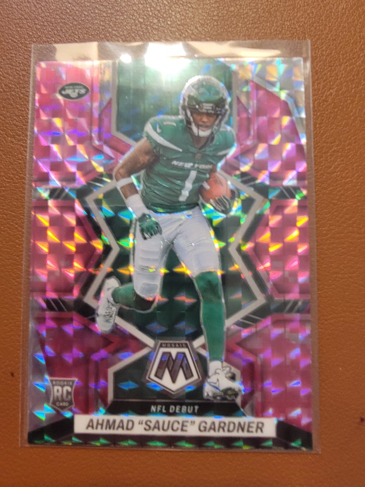 2022 Panini Mosaic - NFL Debut Camo Pink Mosaic Prizm #289 Ahmad Gardner (RC)