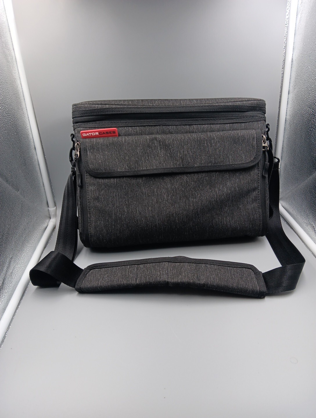 Gator GM-1W Cases Padded Nylon Carry Bag for Single Wireless Microphone, Gray