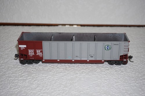 Walthers? Athearn? HO Scale BNSF Coalporter #668366 Light Weathering - Bild 3 von 5