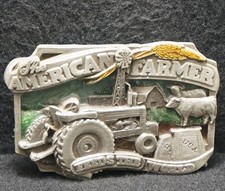 XD19159 NOS VINTAGE 1983  THE AMERICAN FARMER FEEDS THE WORLD  BELT BUCKLE