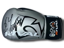OLEKSANDR USYK SIGNED RIVAL SILVER BOXING GLOVE UNDISPUTED (ACG CERT AG15004)