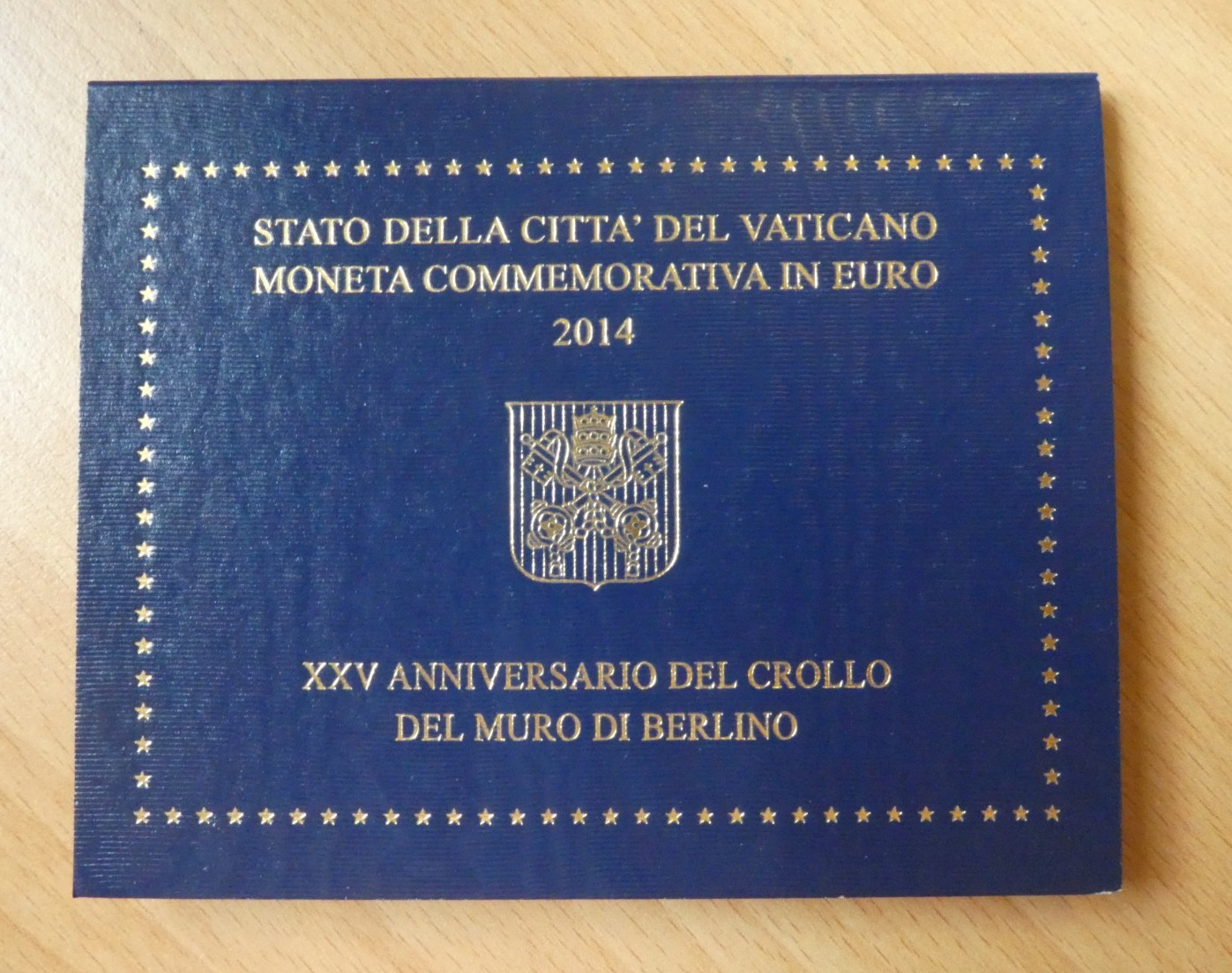 2 euros Vatican, 2014, 25 ans de la chute du mur de Berlin, St, dans son dépl...