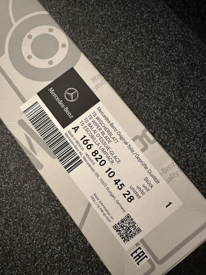 Juego de escobillas limpiaparabrisas delanteras originales Mercedes-Benz (2012-2019) 166820104528 Foto 2 de 2