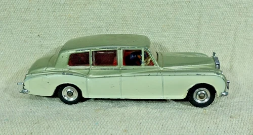 Dinky Toys Rolls Royce Phantom V #198