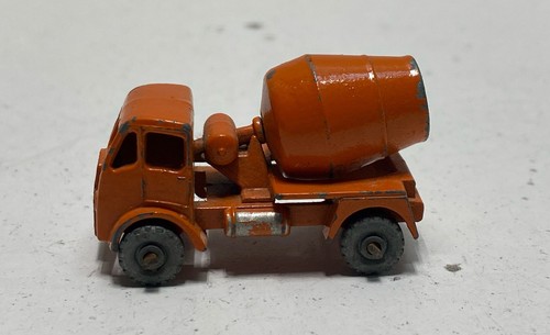 Vintage Matchbox Orange Diecast Metal Toy Mixer Truck Construction Vehicle - Picture 6 of 6
